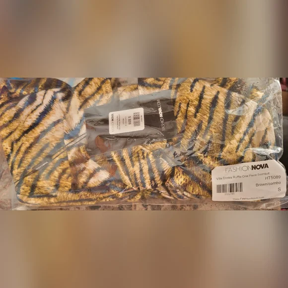 Fashion Nova Animal Print 🐯One Piece Swimsuit *new* - Picture 6 of 6